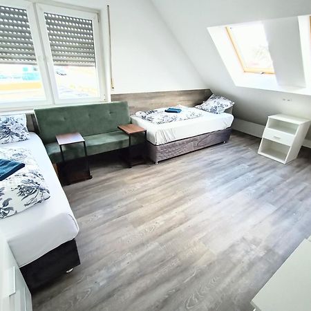Fmi 9 Accommodation Raunheim Exterior foto