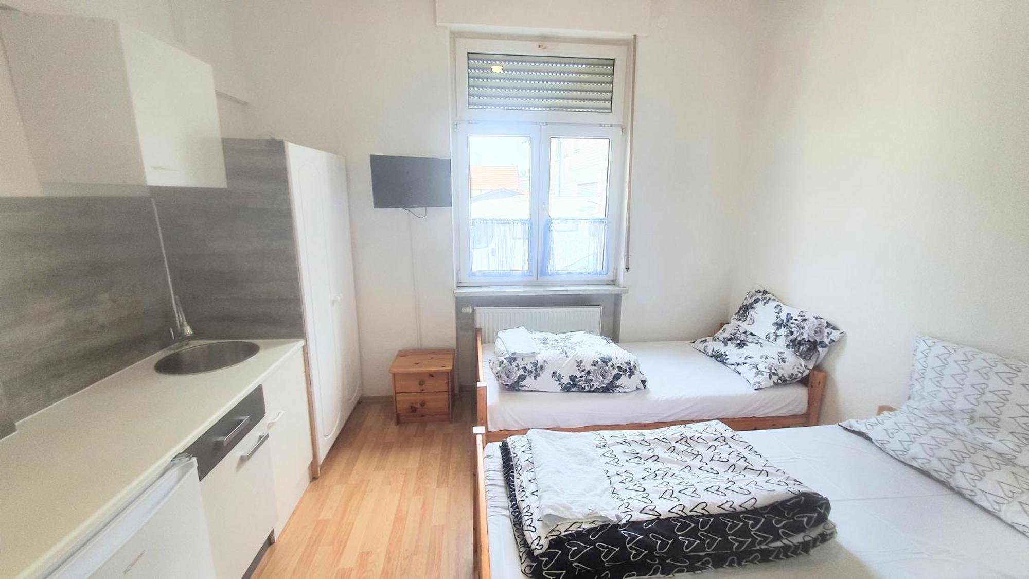 Fmi 9 Accommodation Raunheim Quarto foto